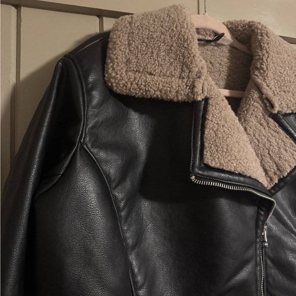 H&M Faux Leather and Shearling Jacket - Picture 4 of 5